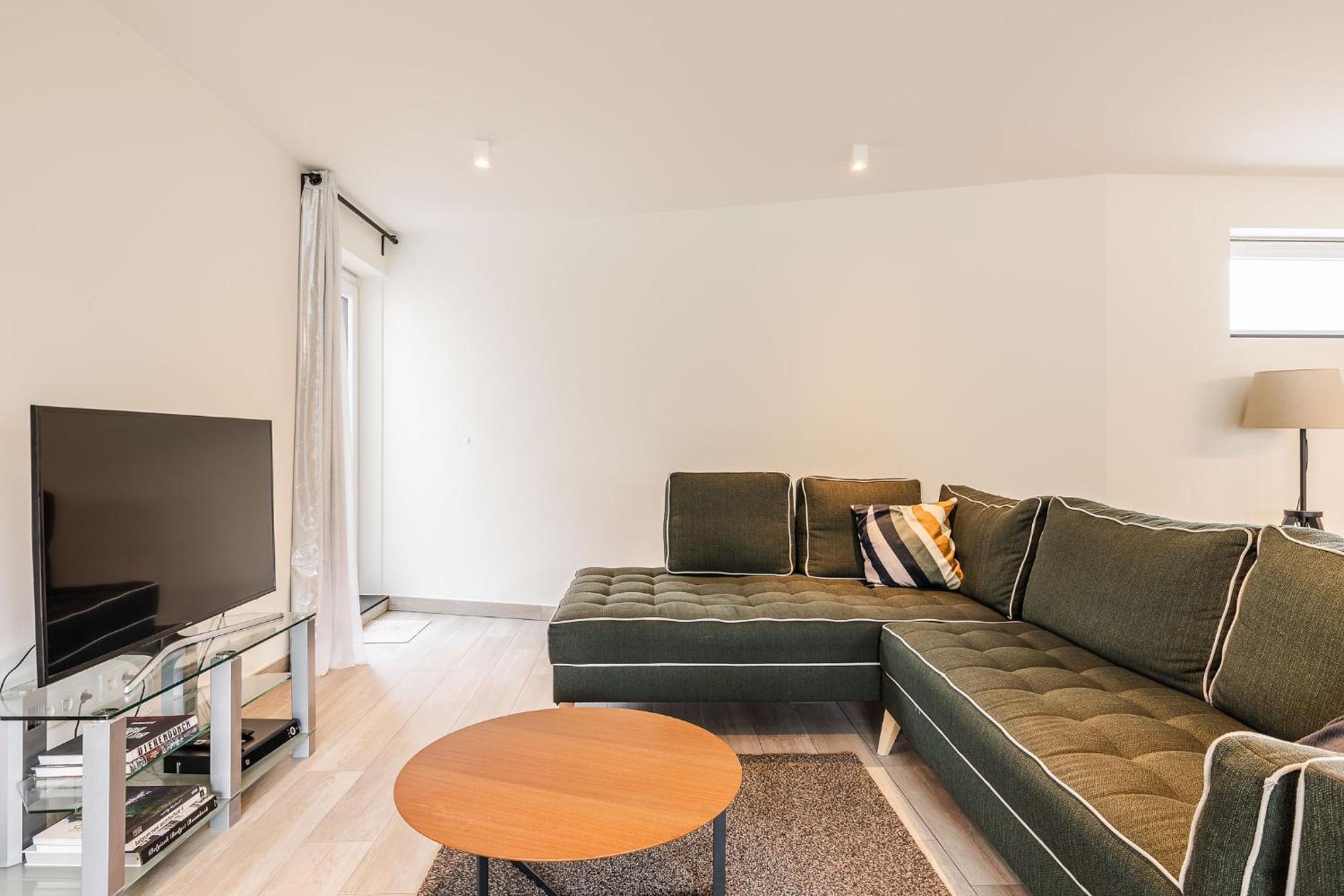 Apartment Red Rabbit Tourist And Business Flats - I & Ii Zele